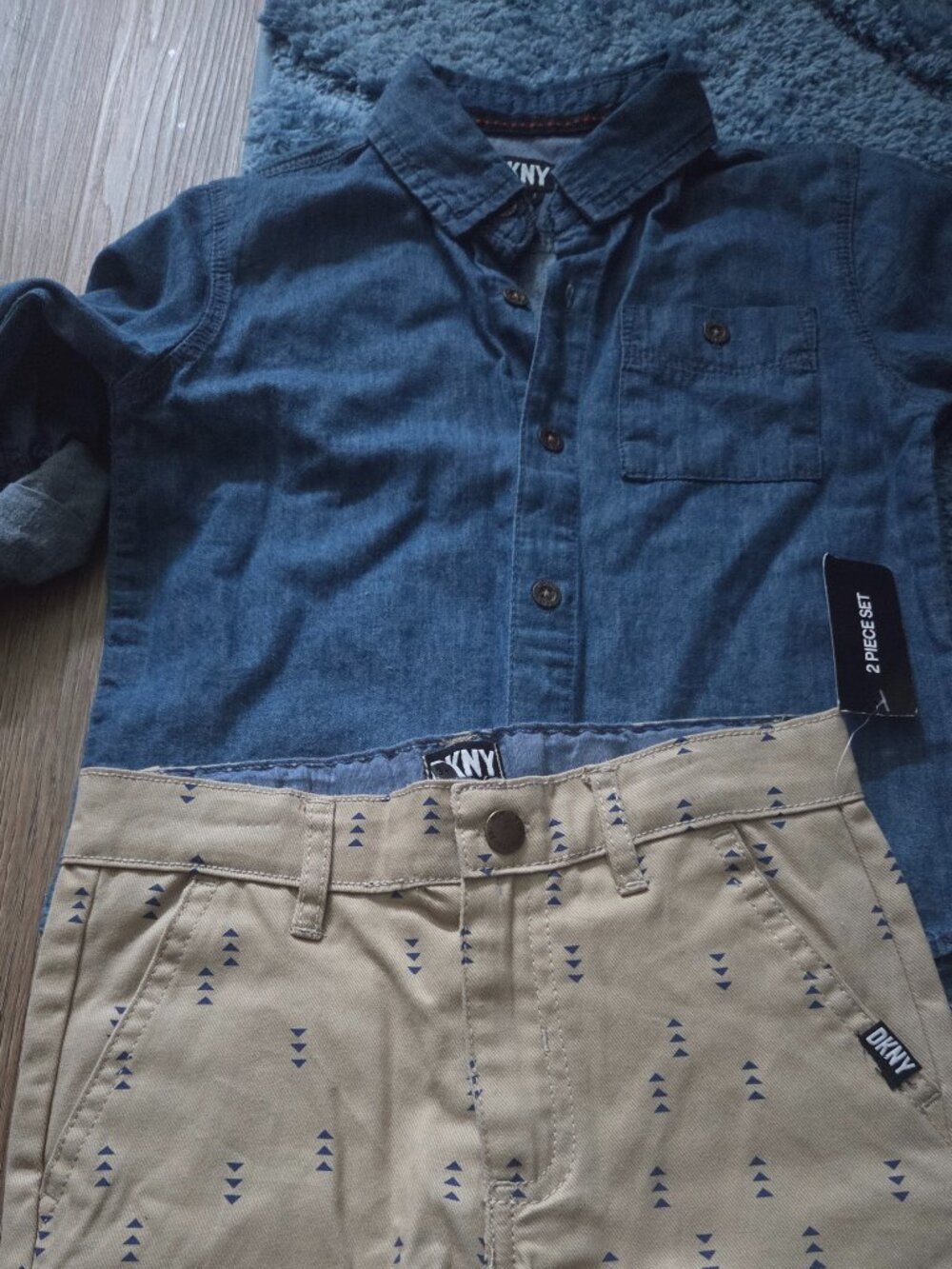 Boys 3T DKNY Shorts  Set New